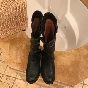 Mid length moto boots